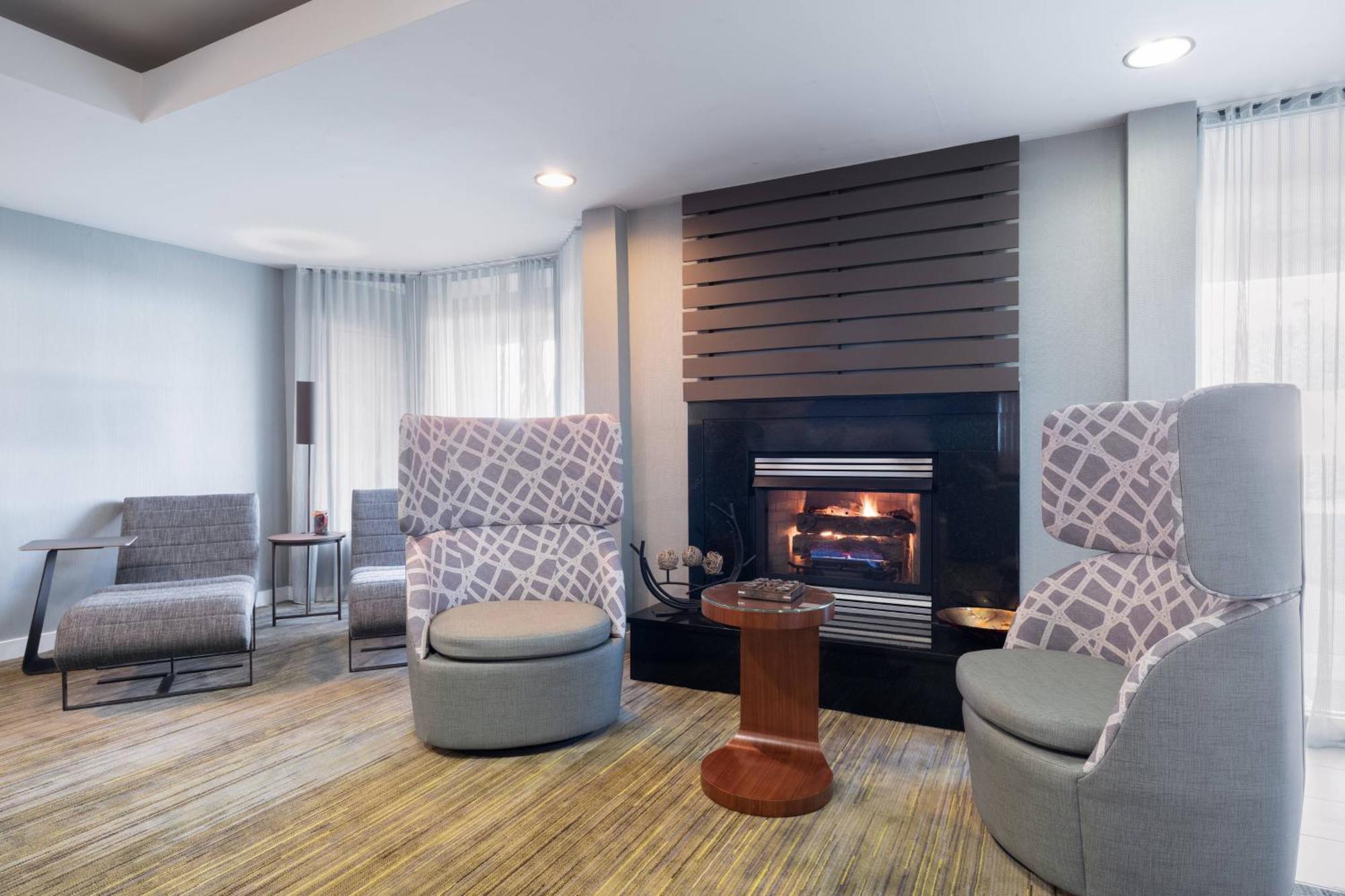 Courtyard By Marriott Princeton Exterior foto